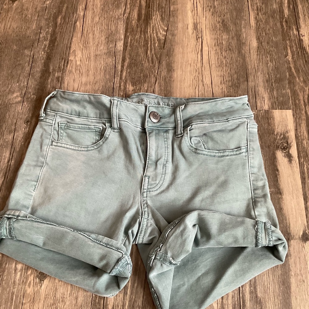 American eagle, size 4, in women’s, grayish bluish